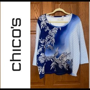 EUC Chico's Zenergy Size 4 Blue Floral Top